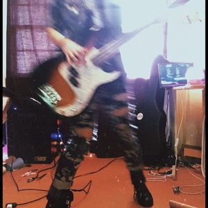 Meet your Posher, Devin